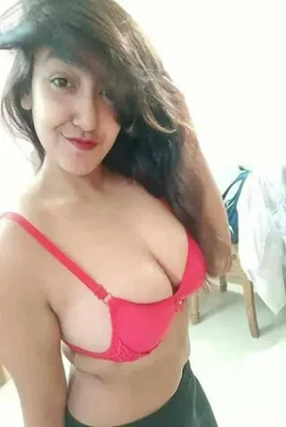 Hyderabad escorts with natural beauty